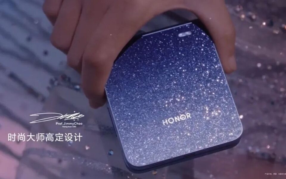 Honor Magic V Flip 2 xác nhận pin "khủng" 5500mAh và sạc siêu tốc 80W, vượt trội so với đối thủ